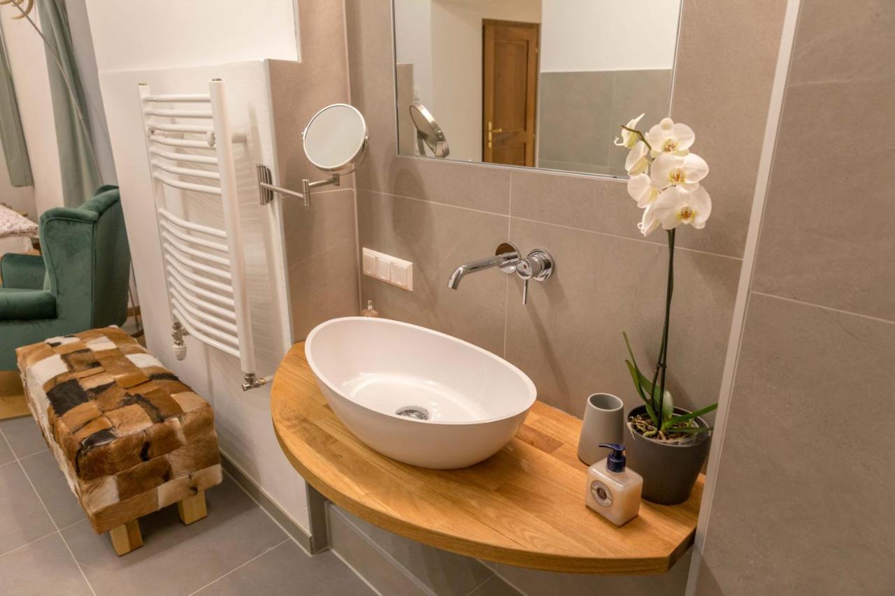 Charming 45M2 Apartment In Heart Of Graz Exterior photo